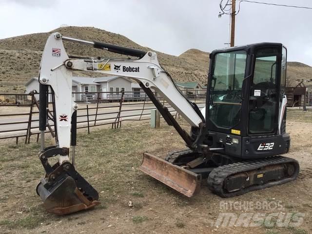 Bobcat E32i Crawler excavators