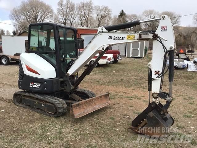 Bobcat E32i Crawler excavators