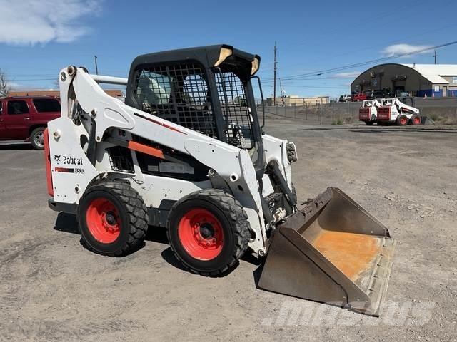 Bobcat S530 Skid steer loaders