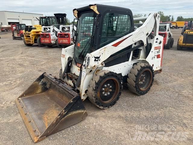 Bobcat S570 Skid steer loaders