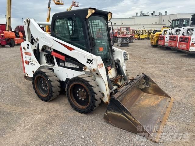 Bobcat S570 Skid steer loaders