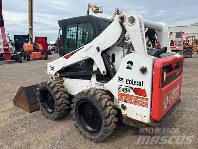 Bobcat S650 Skid steer loaders