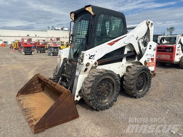 Bobcat S650 Skid steer loaders