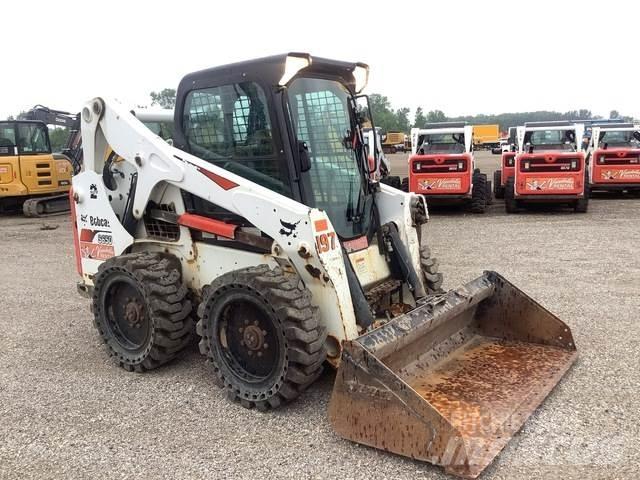 Bobcat S650 Skid steer loaders