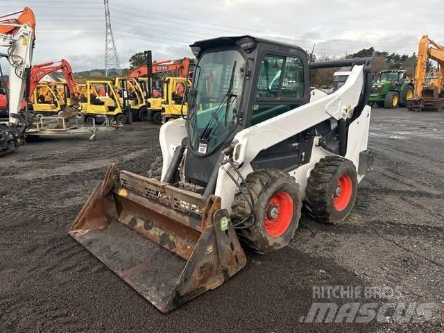 Bobcat S76 Skid steer loaders