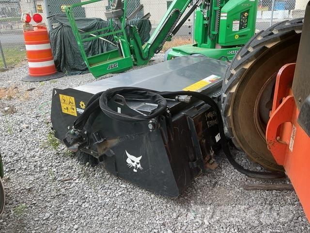 Bobcat SWB72 Sweepers