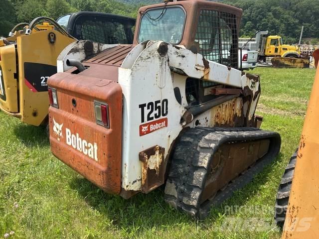 Bobcat T250 Skid steer loaders