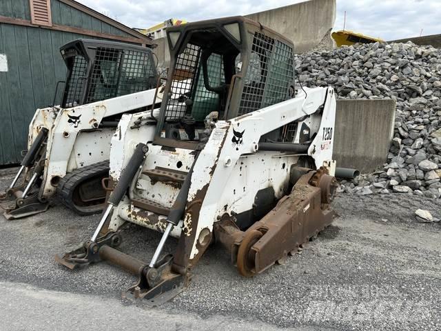 Bobcat T250 Skid steer loaders