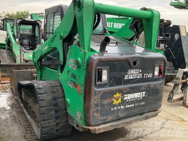 Bobcat T740 Skid steer loaders