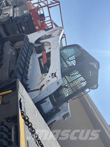 Bobcat T740 Skid steer loaders