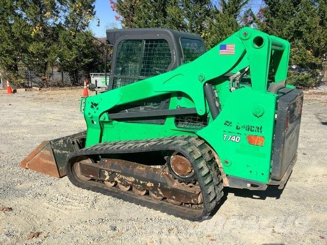 Bobcat T740 Skid steer loaders