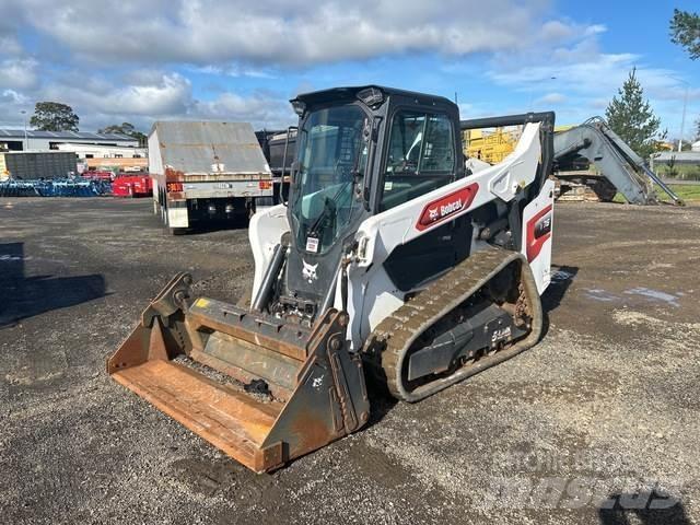 Bobcat T76 Skid steer loaders