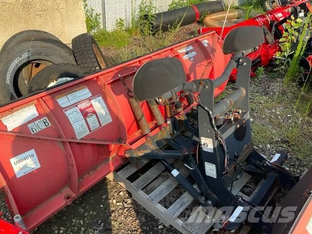 Boss  Snow blades and plows