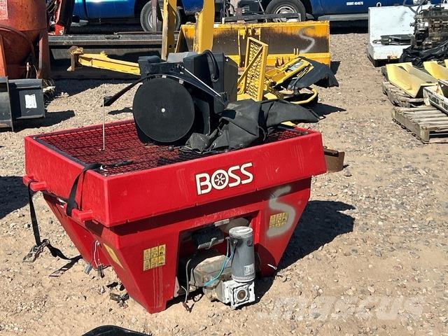 Boss VBX3000 Sand and salt spreaders