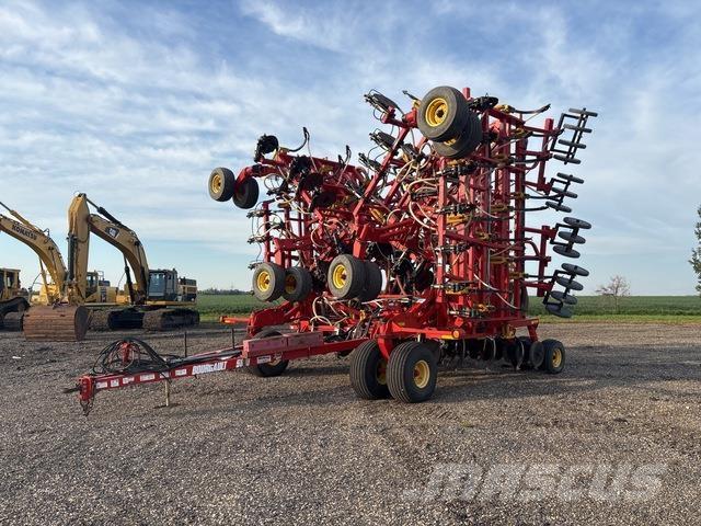 Bourgault 5810 Drills