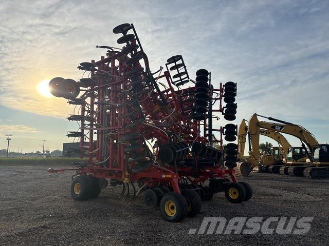 Bourgault 5810 Drills