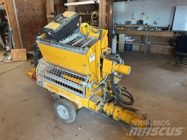  Bunker B100E Concrete pump trucks