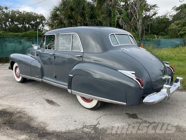 Cadillac  Cars