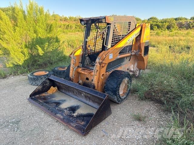 CASE 440 Skid steer loaders