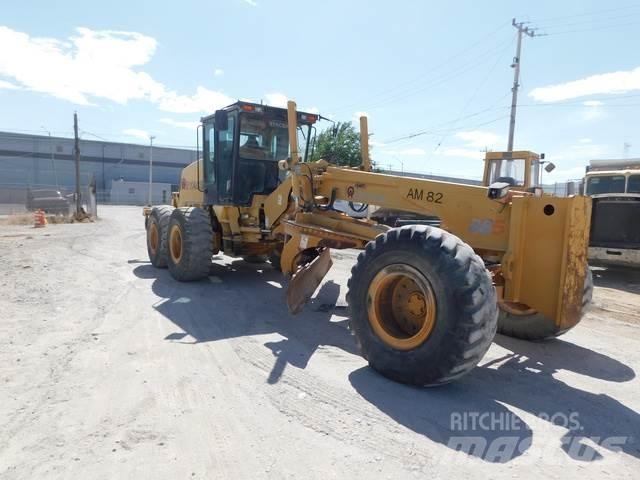 CASE 885 Graders
