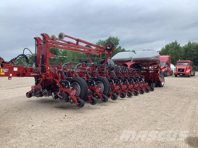 Case IH 2150 Planters