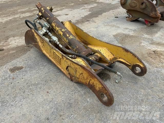CAT  Crawler excavators