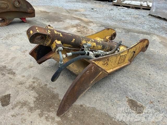 CAT  Crawler excavators