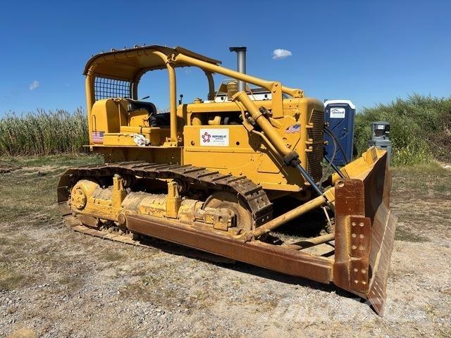 CAT  Crawler dozers