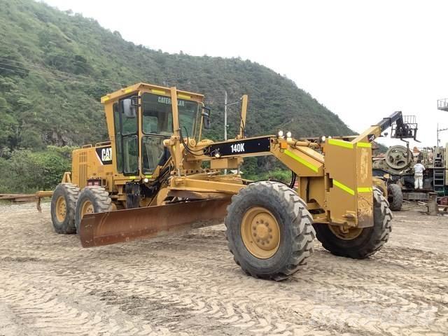 CAT 140K Graders