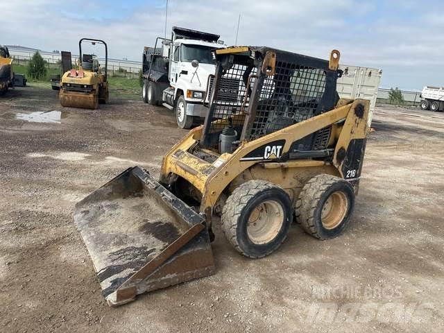 CAT 216 Skid steer loaders