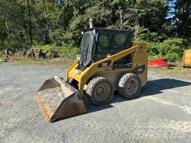 CAT 226B3 Skid steer loaders