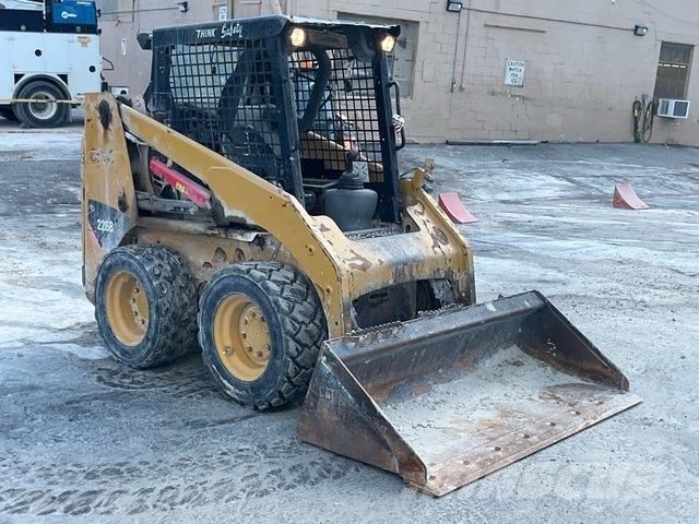 CAT 226B3 Skid steer loaders