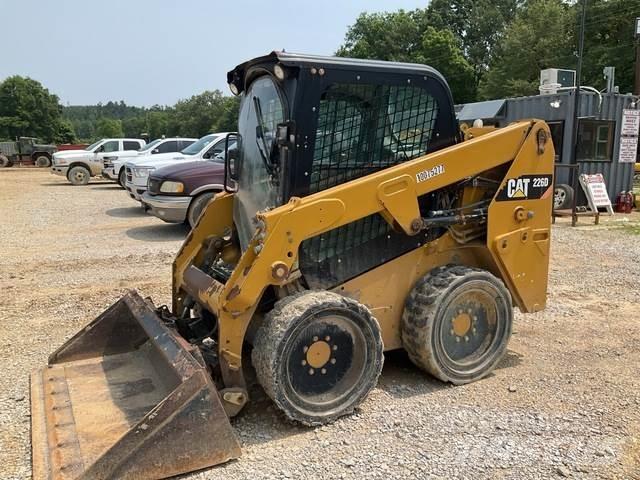 CAT 226D Skid steer loaders