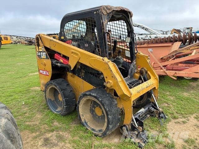 CAT 226D Skid steer loaders