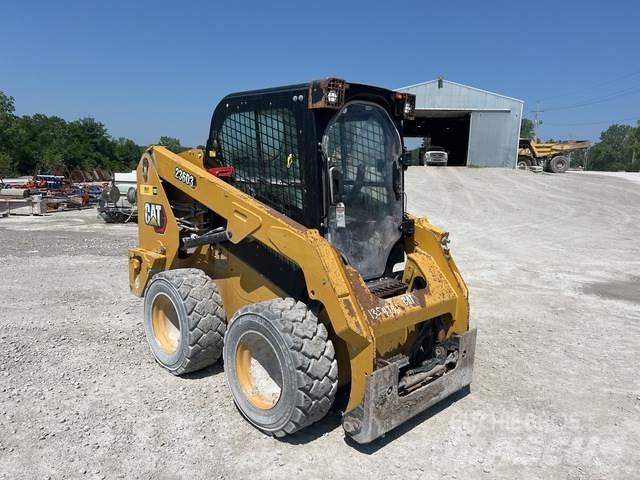 CAT 236D3 Skid steer loaders