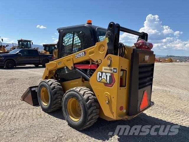 CAT 242D3 Skid steer loaders