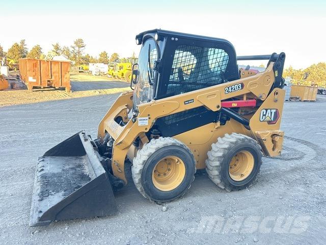 CAT 242D3 Skid steer loaders