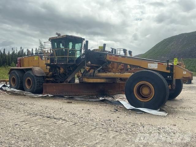 CAT 24M Graders
