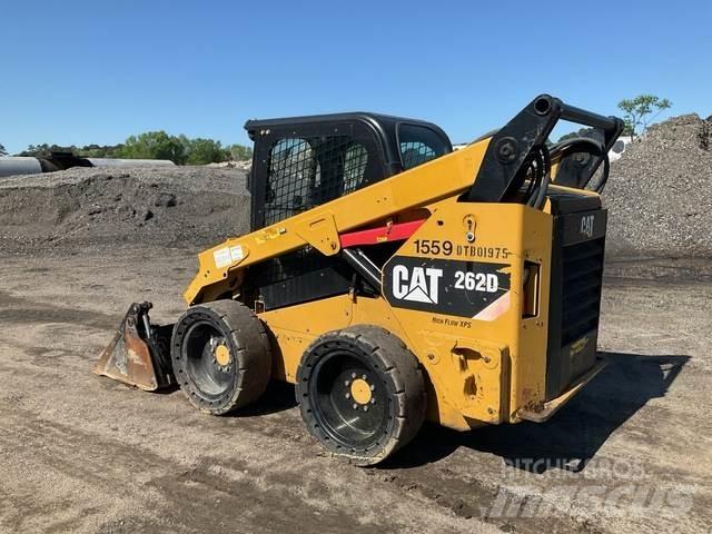 CAT 262D Skid steer loaders