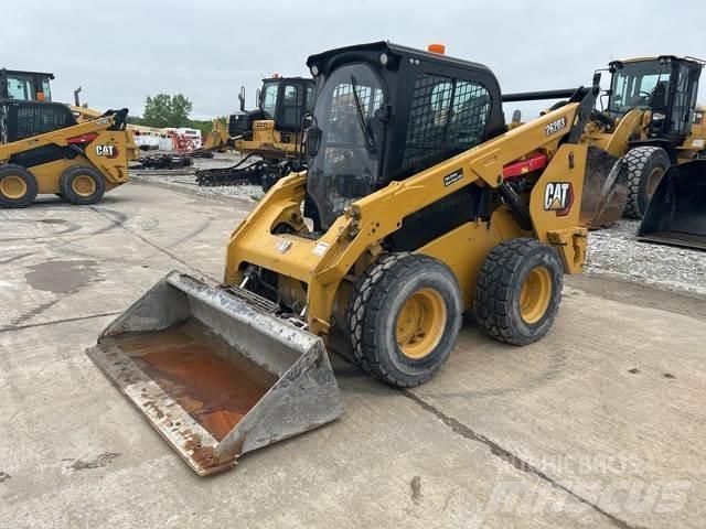 CAT 262D3 Skid steer loaders