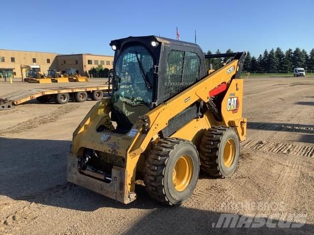 CAT 262D3 Skid steer loaders