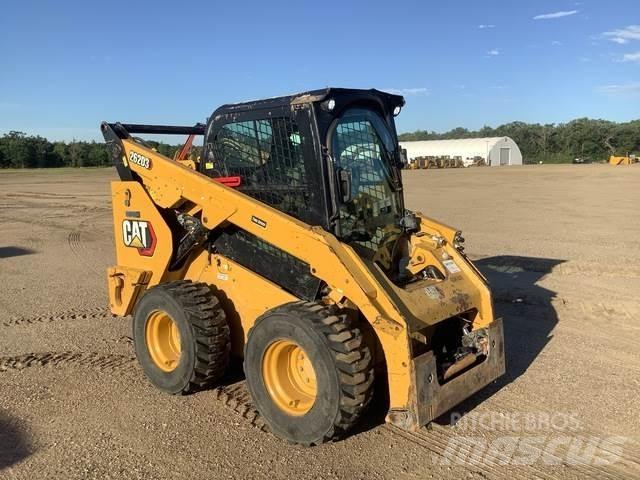 CAT 262D3 Skid steer loaders