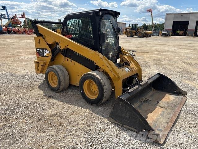 CAT 272D2 XHP Skid steer loaders