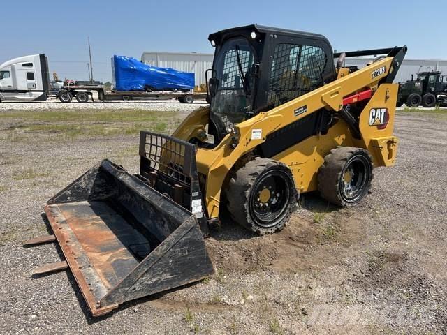 CAT 272D3 Skid steer loaders