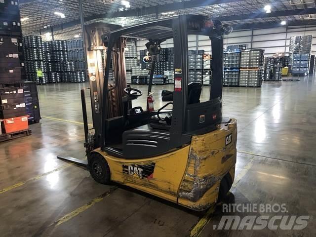 CAT 2ET3000 Electric forklift trucks
