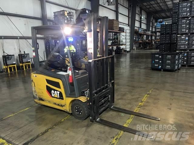 CAT 2ET3000 Electric forklift trucks