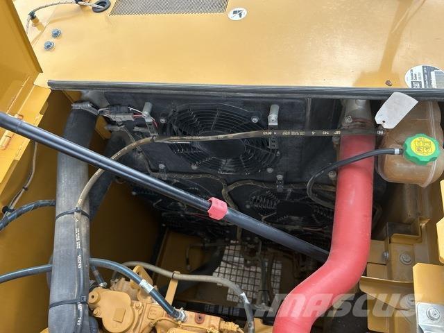 CAT 320GC Crawler excavators