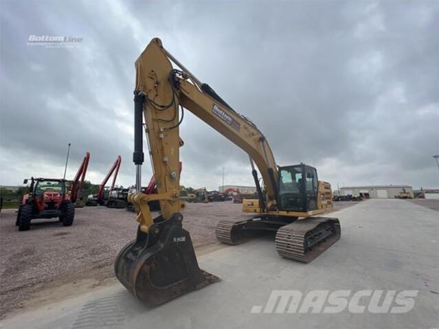 CAT 330 Crawler excavators