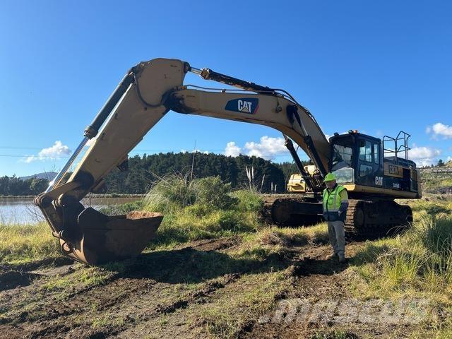 CAT 345B Crawler excavators
