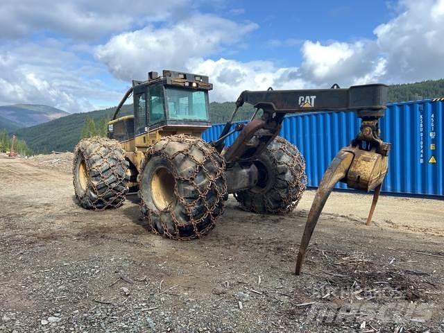 CAT 535B Skidders
